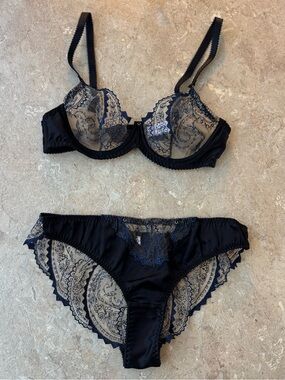 NWT Edge O’ Beyond Lingerie Silk Blend Set, Size 34B